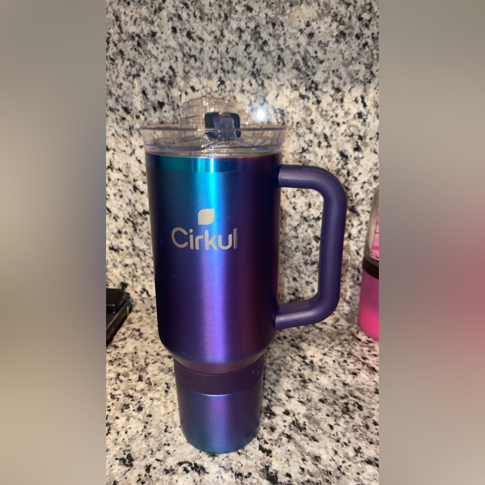 40 oz iridescent cirkul cup